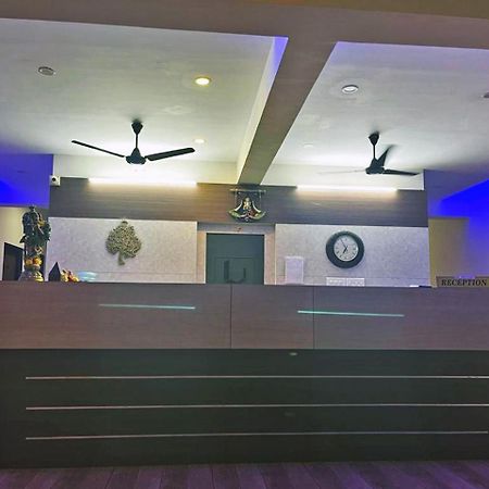 Hotel Radha Pangala Екстериор снимка