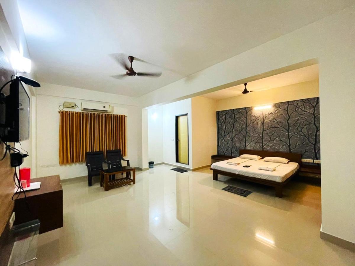Hotel Radha Pangala Екстериор снимка