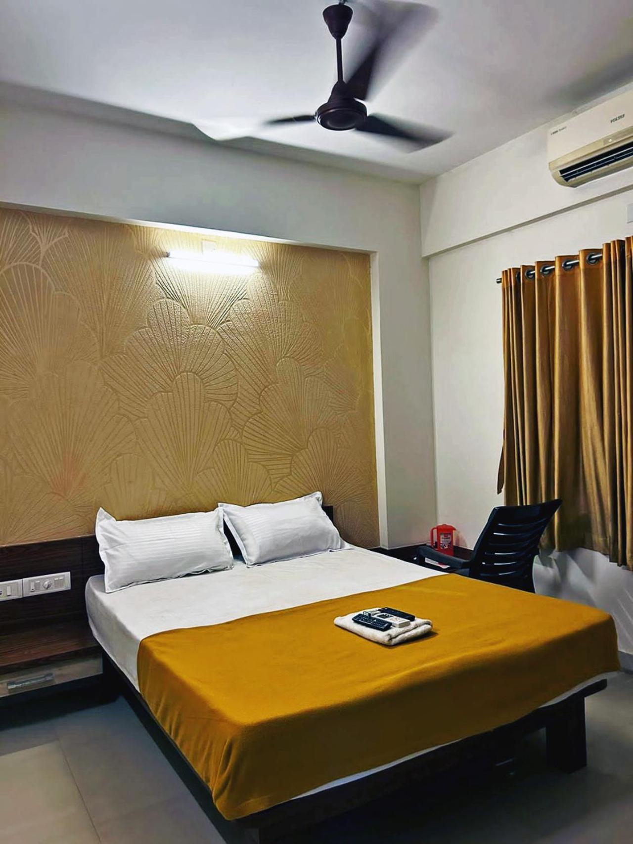 Hotel Radha Pangala Екстериор снимка